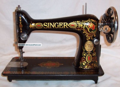 rare_serviced_antique_1923_singer_66___4_red_eye_treadle_sewing_machine_works_7_lgw.jpg